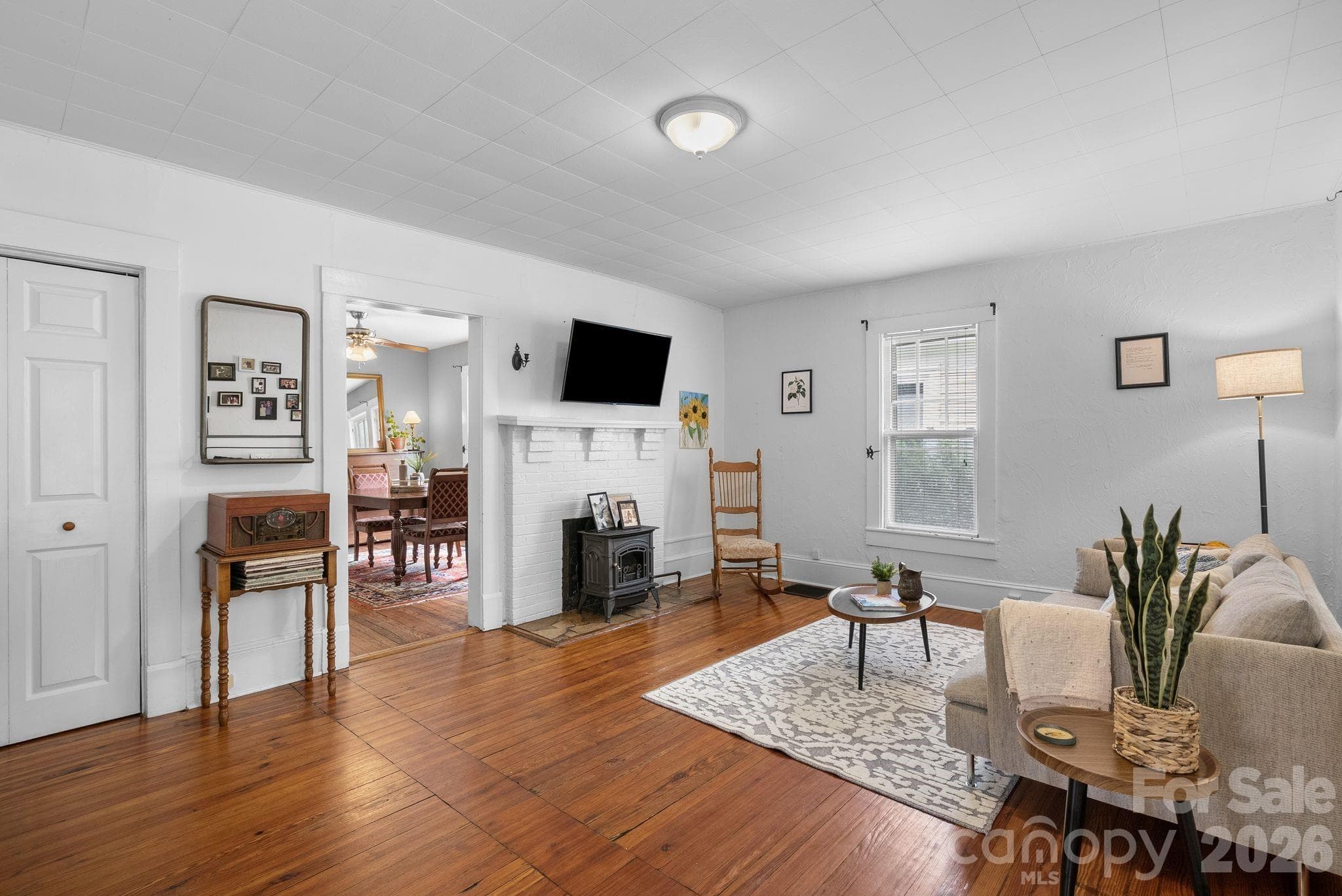Single Family Residence at Asheville, photo 8 of 35