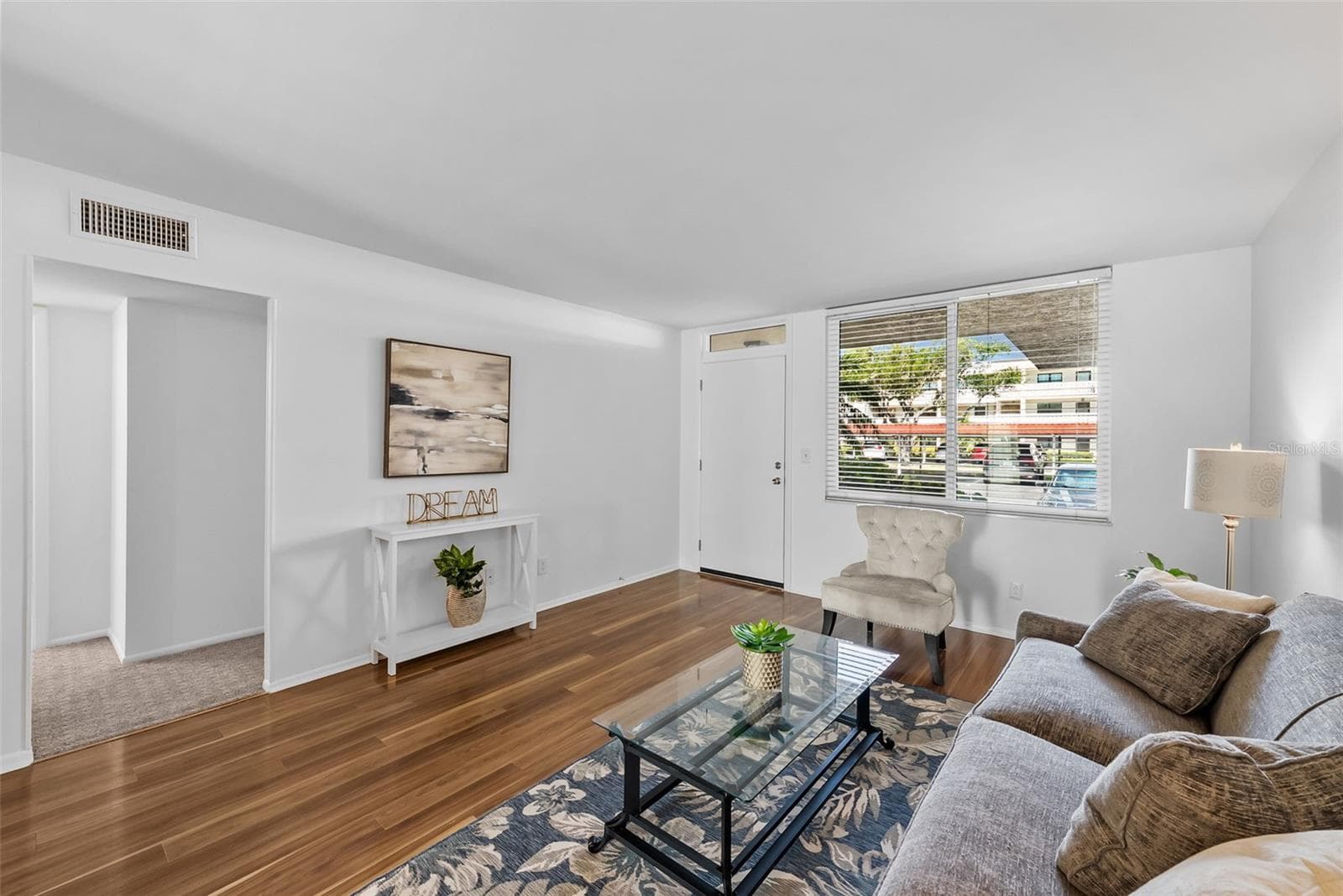 Condominium at 5095 BAY ST NE #114, ST PETERSBURG, photo 8 of 38
