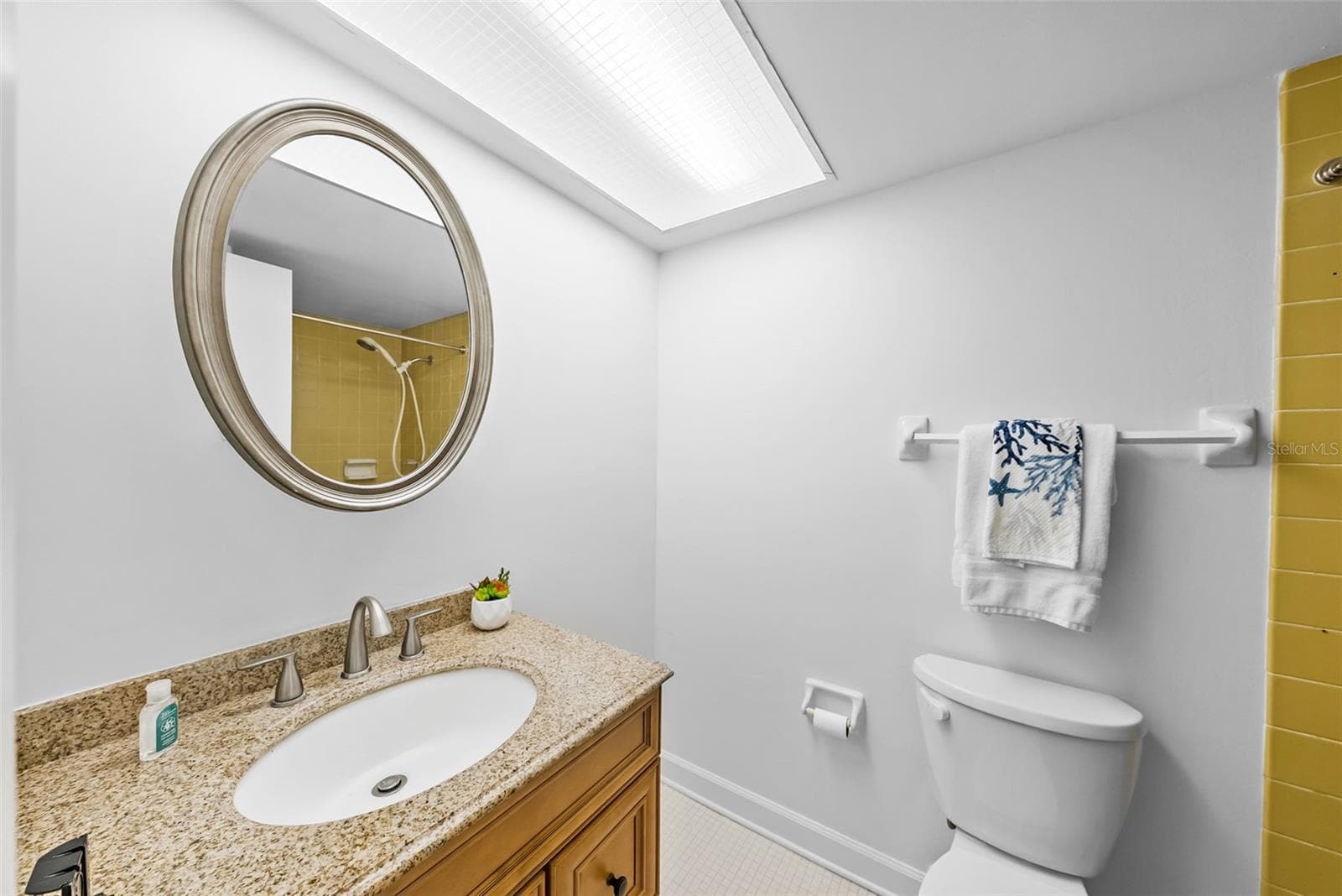 Condominium at 5095 BAY ST NE #114, ST PETERSBURG, photo 24 of 38