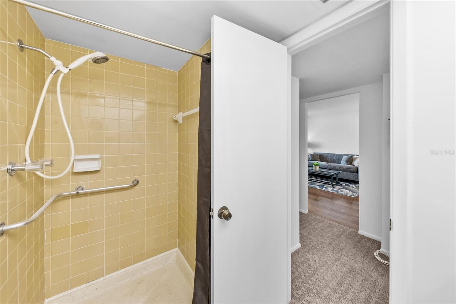 Condominium at 5095 BAY ST NE #114, ST PETERSBURG, photo 25 of 38