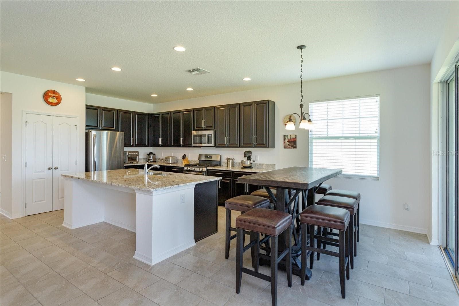 Eat In area in Kitchen - 16707 SANCTUARY DR, WINTER GARDEN