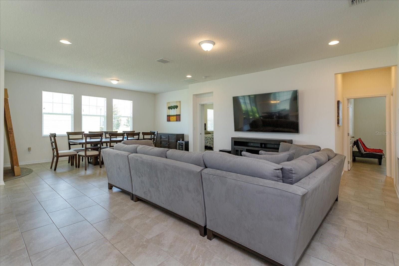 Living Room/Great Room, Dining Room Combination - 16707 SANCTUARY DR, WINTER GARDEN