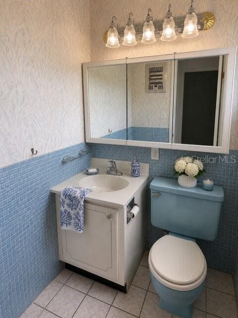 Condominium at 1700 6TH ST NW #C21, WINTER HAVEN, photo 9 of 18