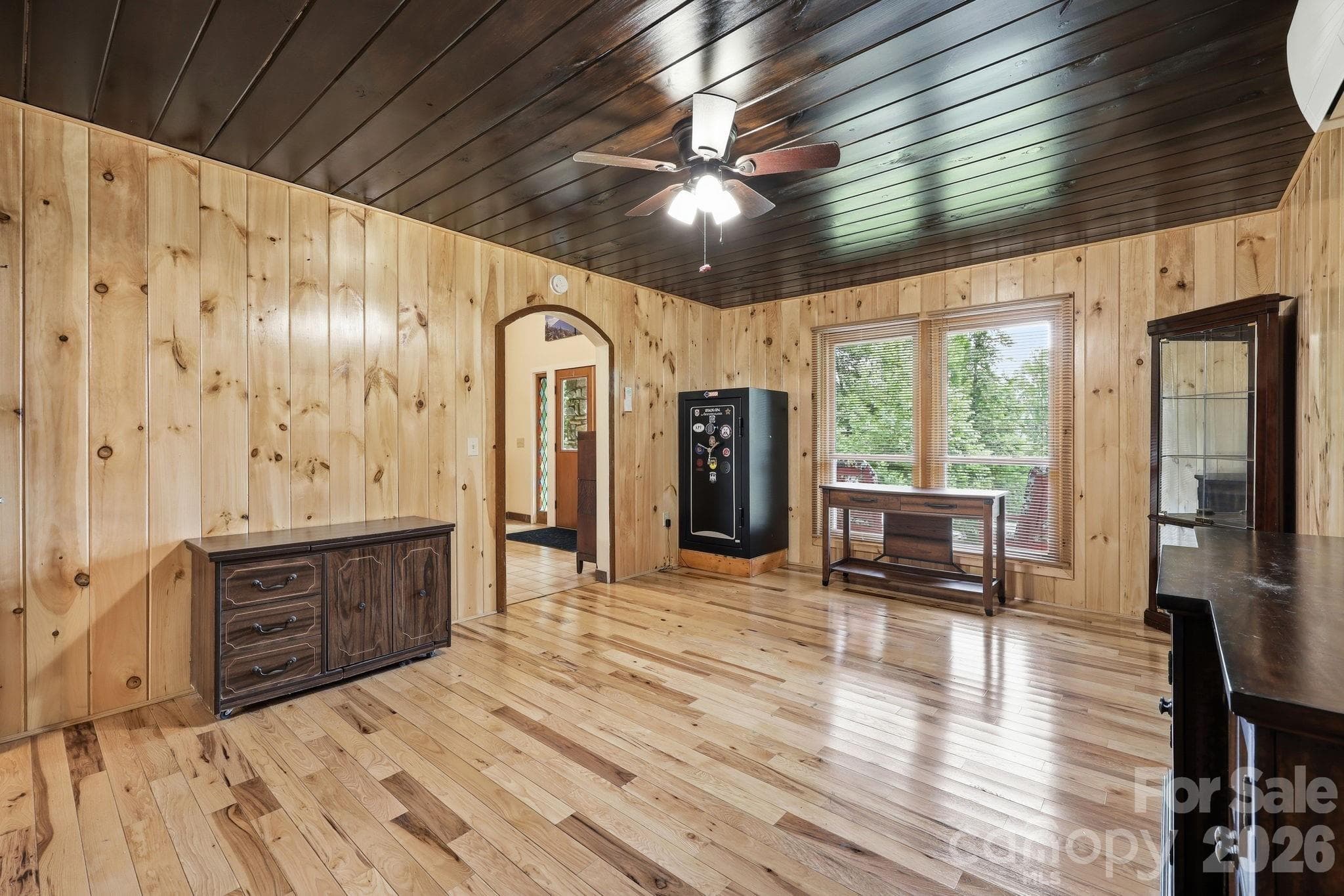 Single Family Residence at Waynesville, photo 5 of 43