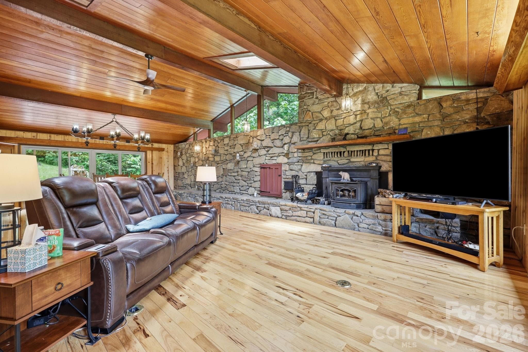 Single Family Residence at Waynesville, photo 7 of 43