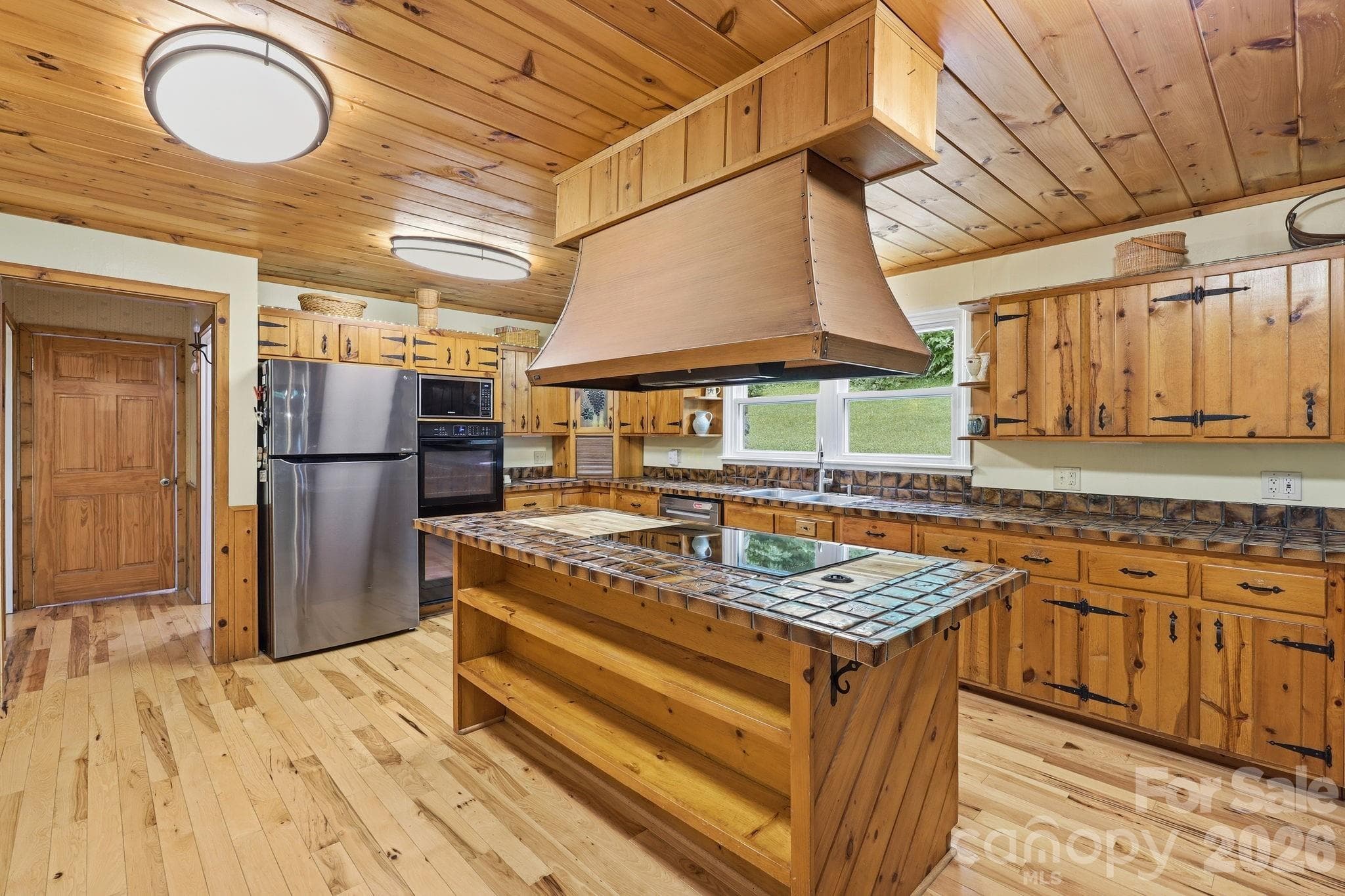 Single Family Residence at Waynesville, photo 13 of 43