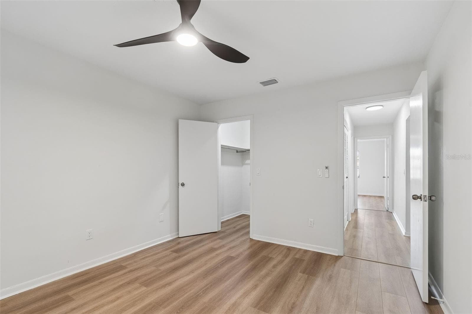 Villa at 1614 S LAKE AVE #2, CLEARWATER, photo 16 of 26