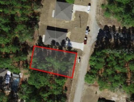 8140 N JANEAUX DR