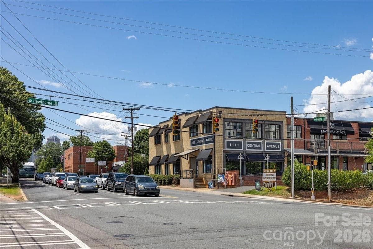Condominium at 524 Hawthorne Lane, Charlotte, photo 20 of 23