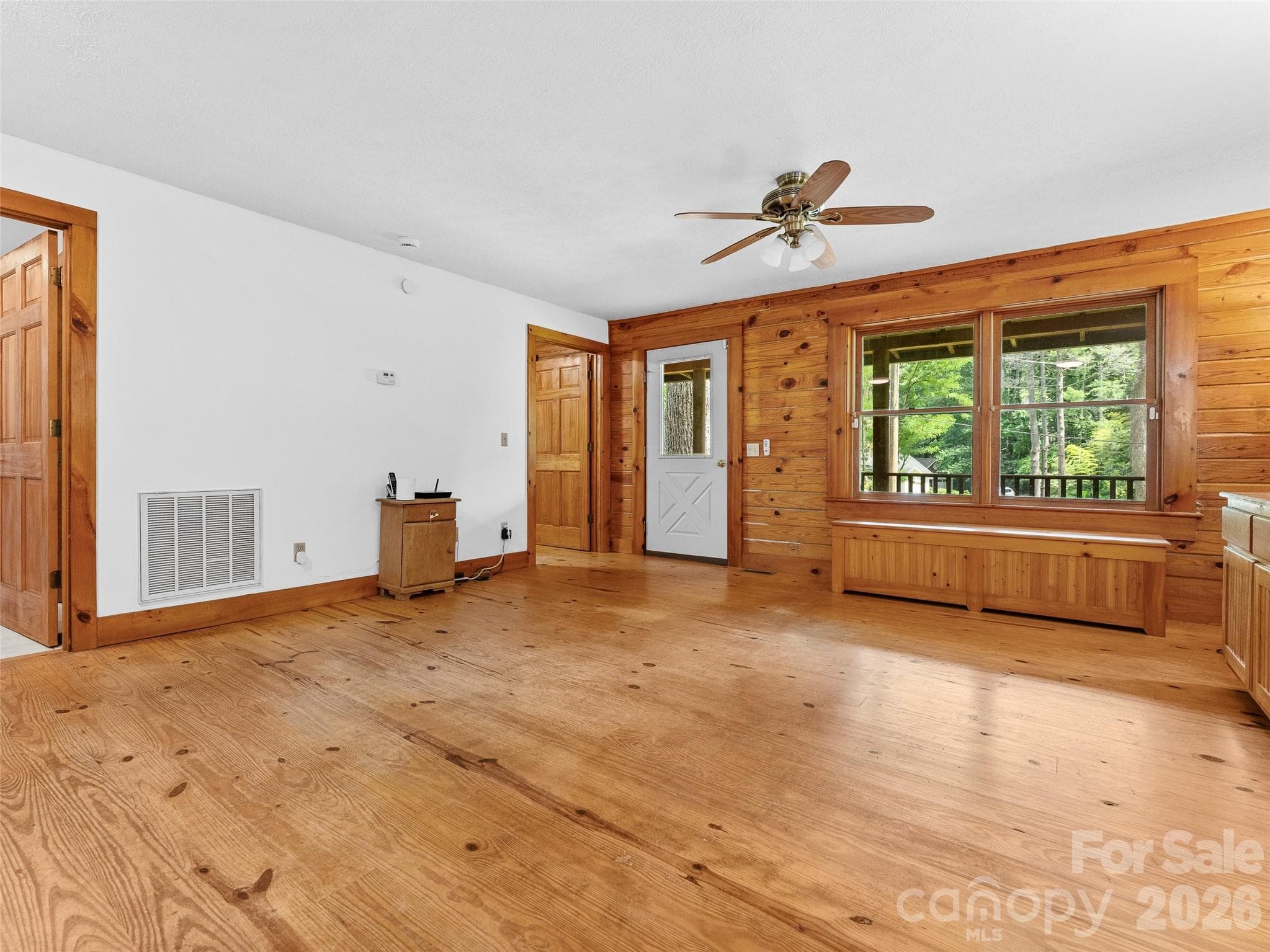 Single Family Residence at 549 Henderson Street, Saluda, photo 7 of 21