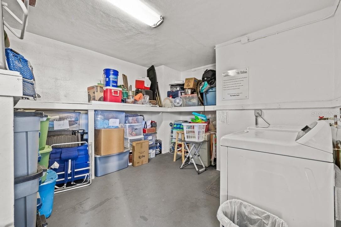 Condominium at 410 12TH AVE NE #8, ST PETERSBURG, photo 22 of 25