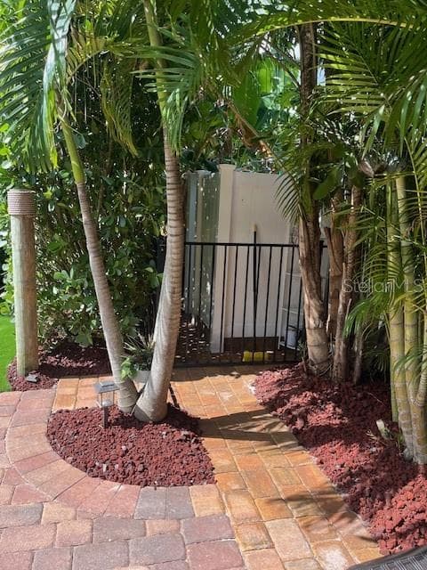 Backyard In Full Bloom - 10651 LANGEFIELD ST, ORLANDO
