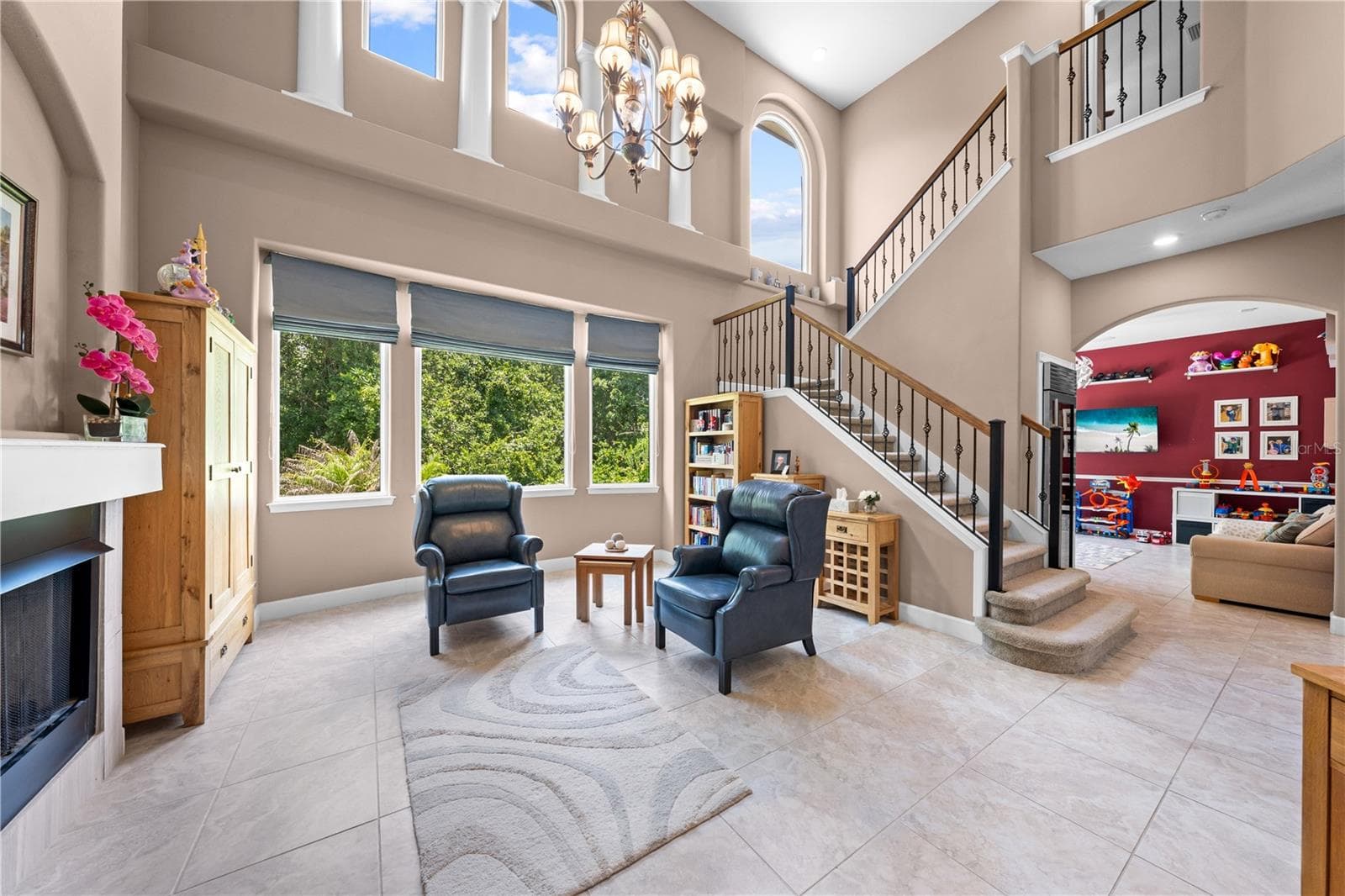 High Ceilings - 2557 HERITAGE GREEN AVE, DAVENPORT