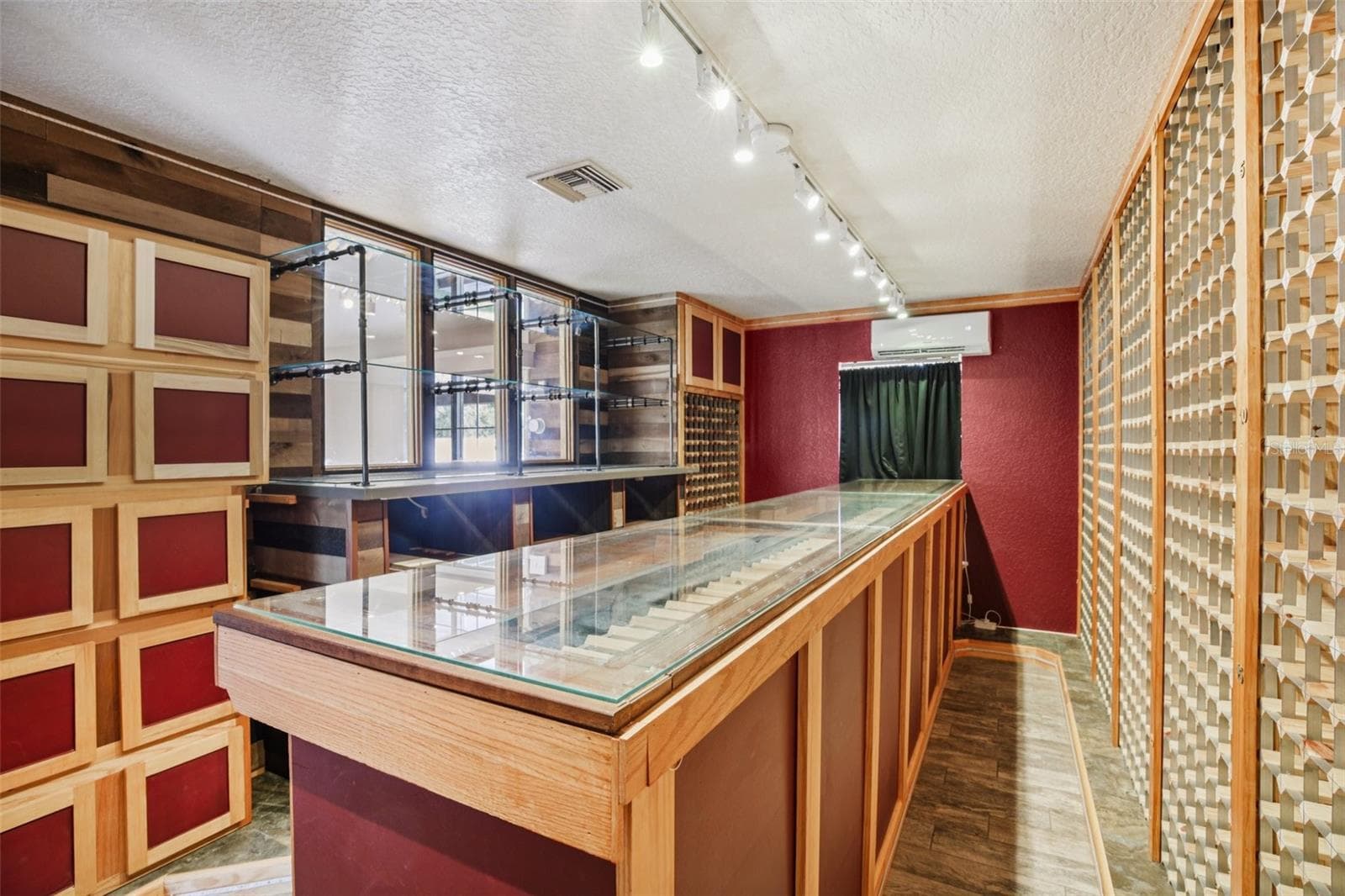 First Floor Wine Cellar - 13247 CASA VERDE CIR, ASTATULA