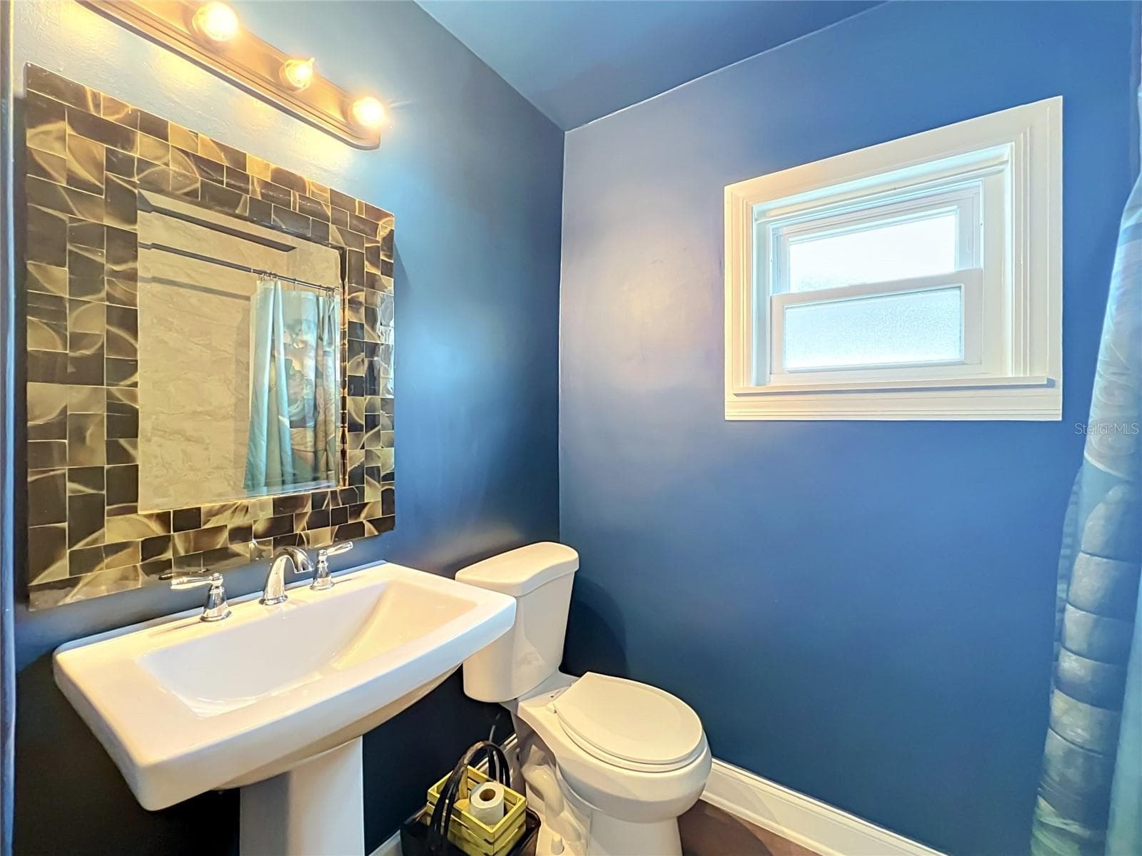 Guest Bath - 2509 SHANNON RD, ORLANDO