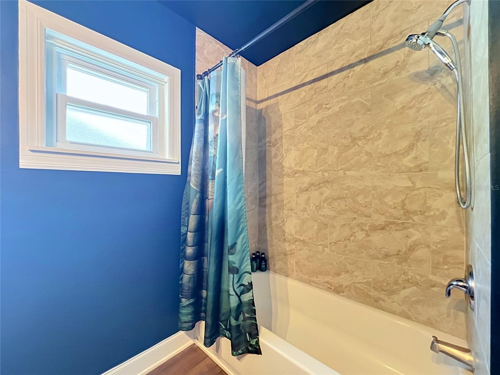 Guest Bath - 2509 SHANNON RD, ORLANDO