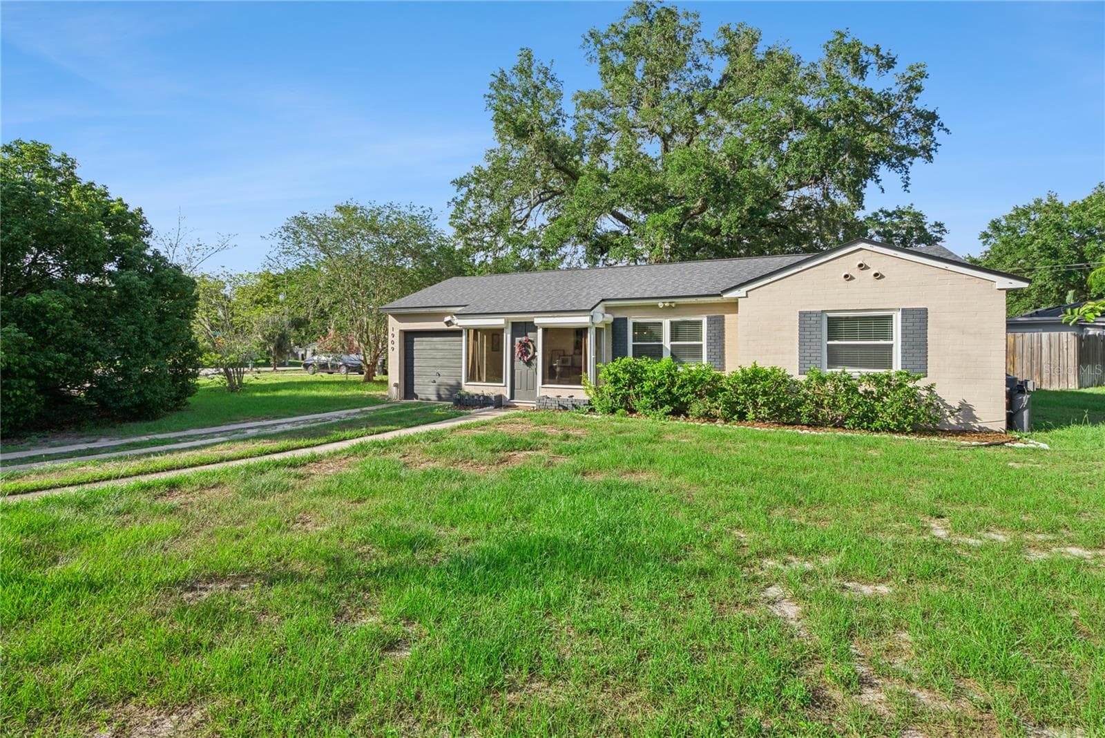 Single Family Residence at 1909 FERN CIR, ORLANDO, photo 36 of 45
