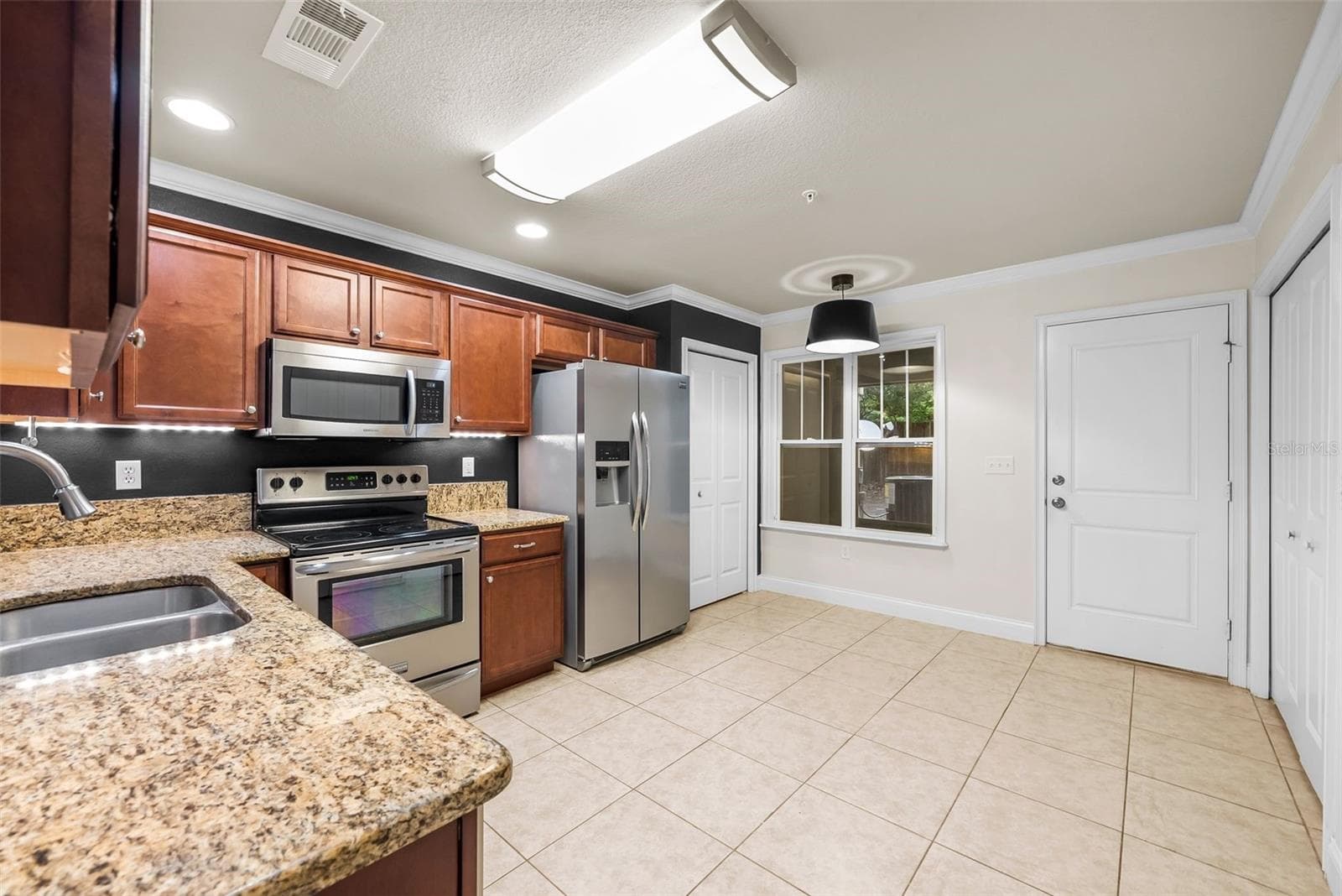 Condominium at 4605 SW 48TH DR #155, GAINESVILLE, photo 9 of 21