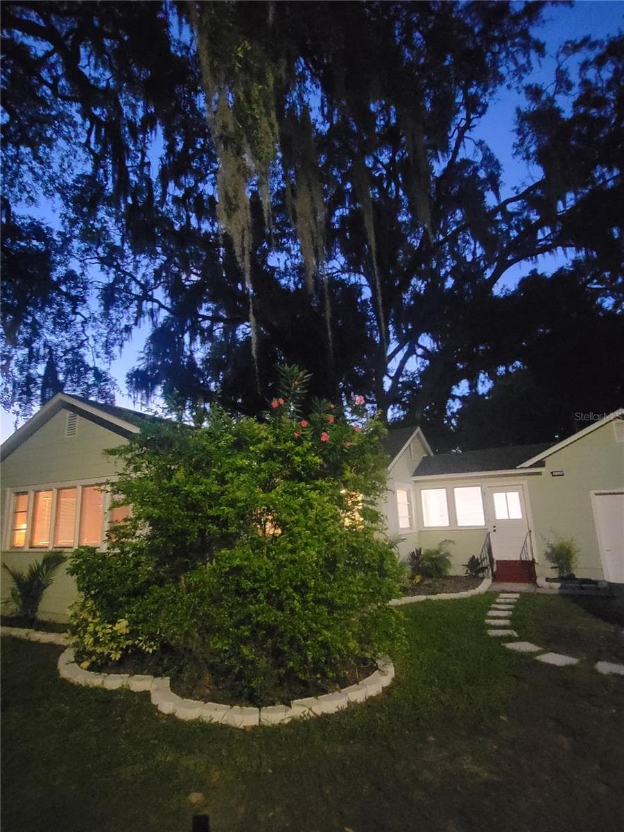 Single Family Residence at 5651 ORANGE GROVE AVE, NEW PORT RICHEY, photo 3 of 50