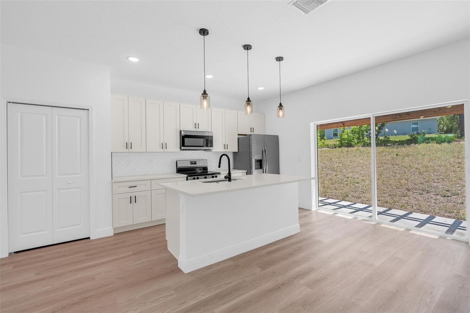 Single Family Residence at 2386 SW 168TH LOOP, OCALA, photo 13 of 45