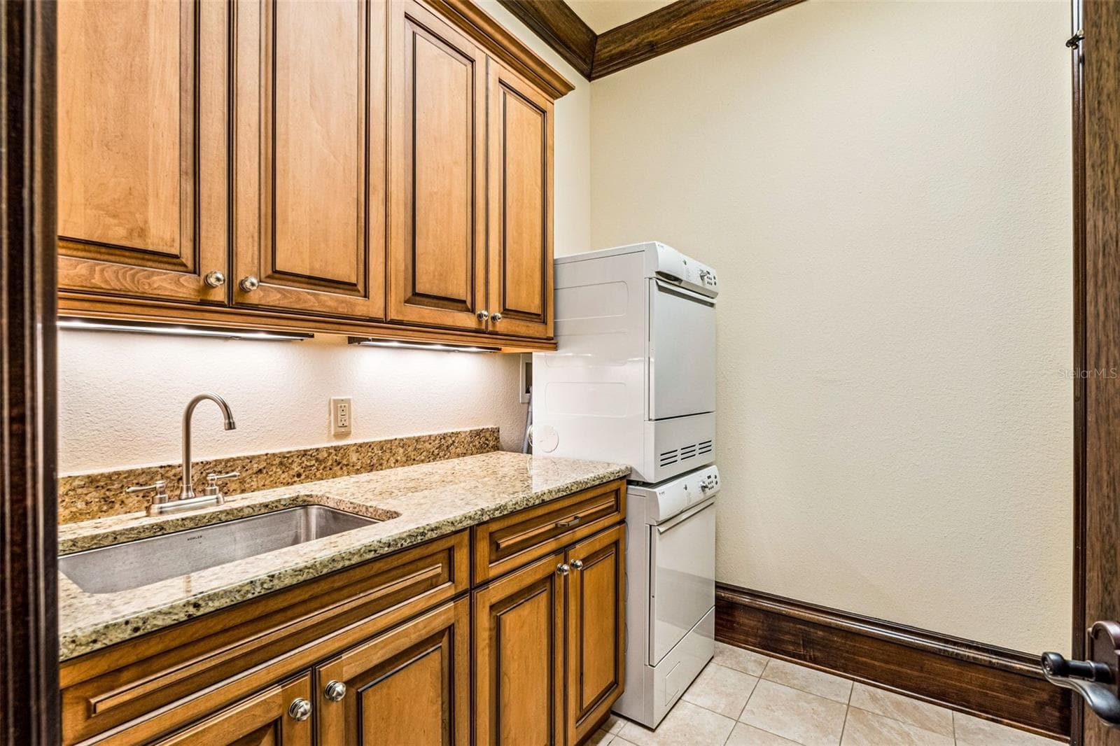 Upstairs Laundry Room - 16619 AREZO CT, MONTVERDE