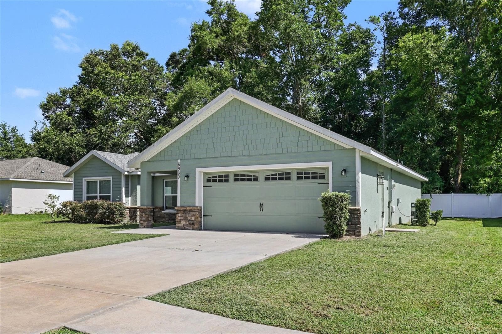 Single Family Residence at 6930 SW 109TH LN, OCALA, photo 2 of 19