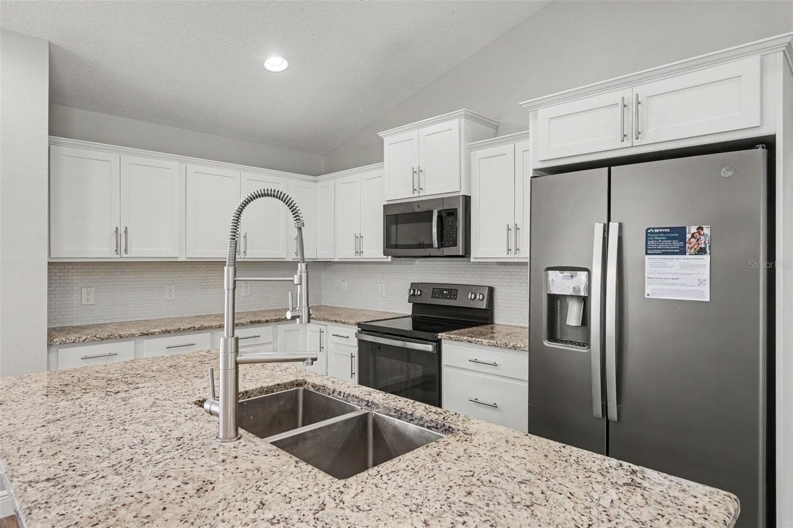 Single Family Residence at 6930 SW 109TH LN, OCALA, photo 7 of 19