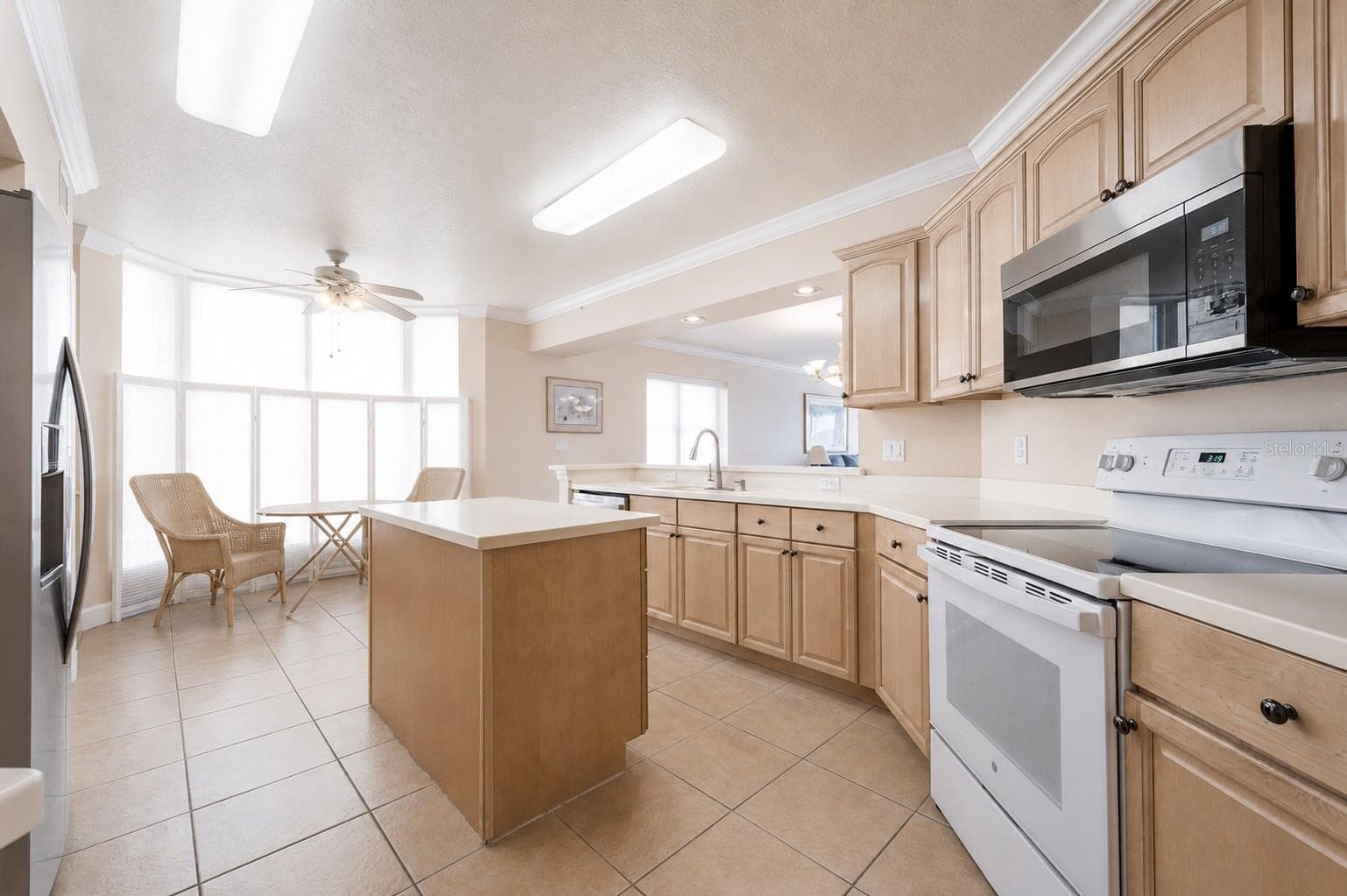 Condominium at 16750 GULF BLVD #311, NORTH REDINGTON BEACH, photo 11 of 57