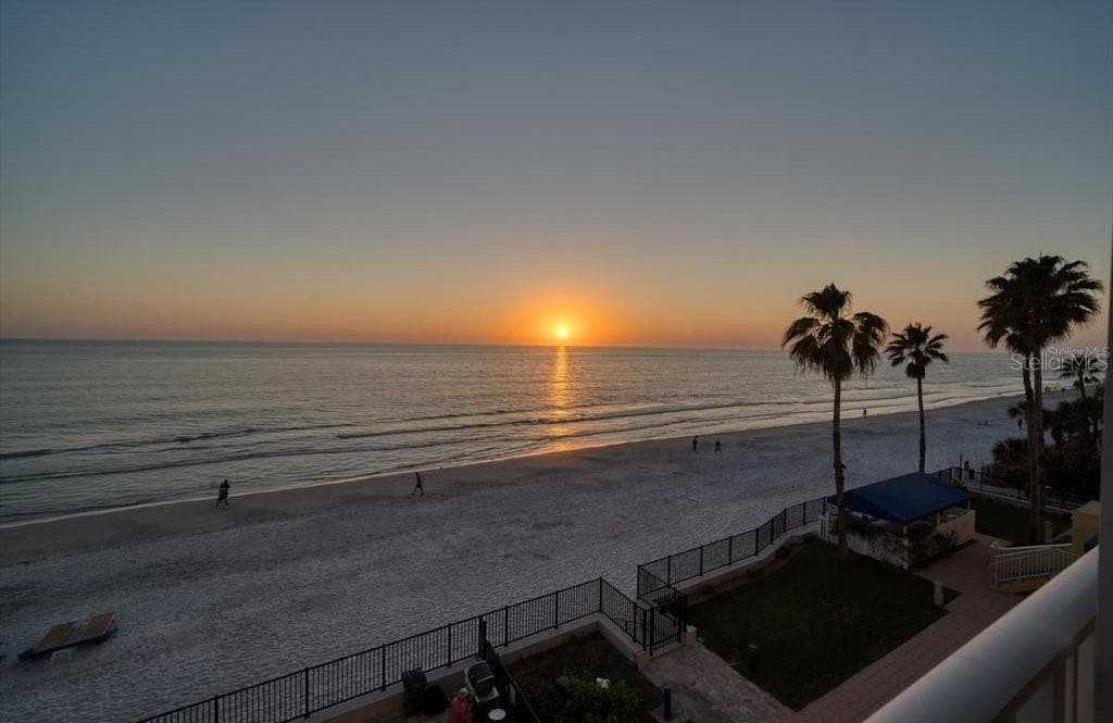 16750 GULF BLVD #311