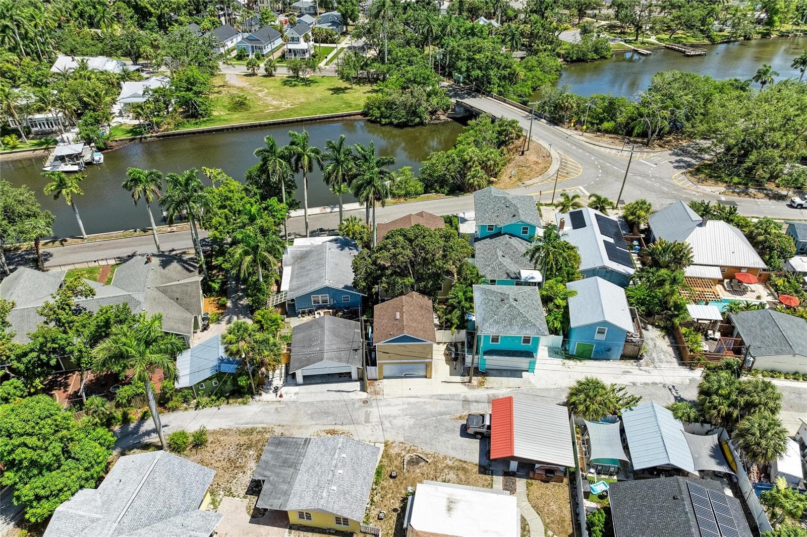 Single Family Residence at 632 VIRGINIA DR, BRADENTON, photo 53 of 57