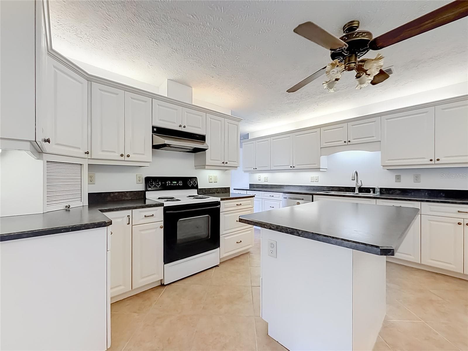 Single Family Residence at 707 NE 46TH CT, OCALA, photo 18 of 56