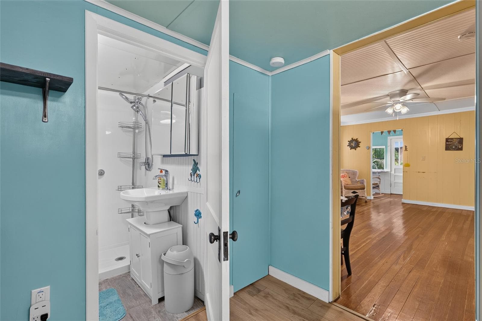 Single Family Residence at 2 ALLEY A, YANKEETOWN, photo 18 of 42