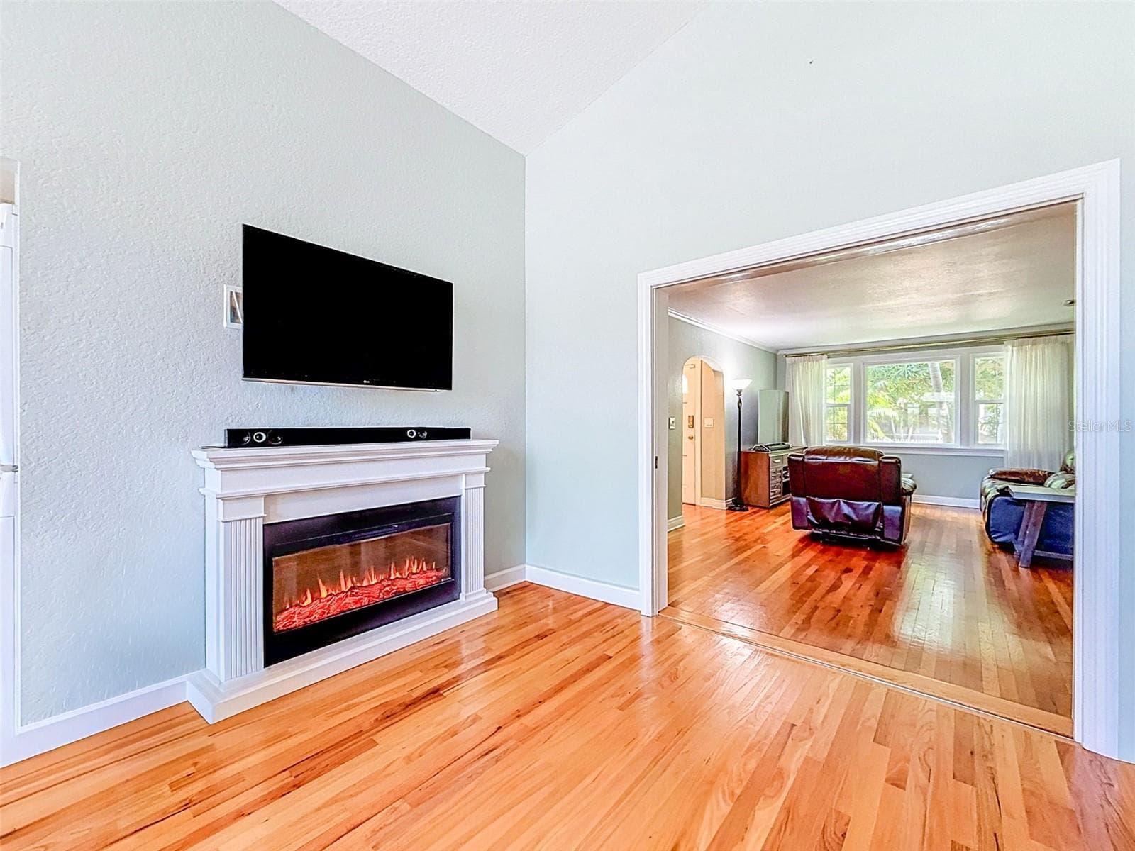 Single Family Residence at 182 29TH AVE N, ST PETERSBURG, photo 26 of 97