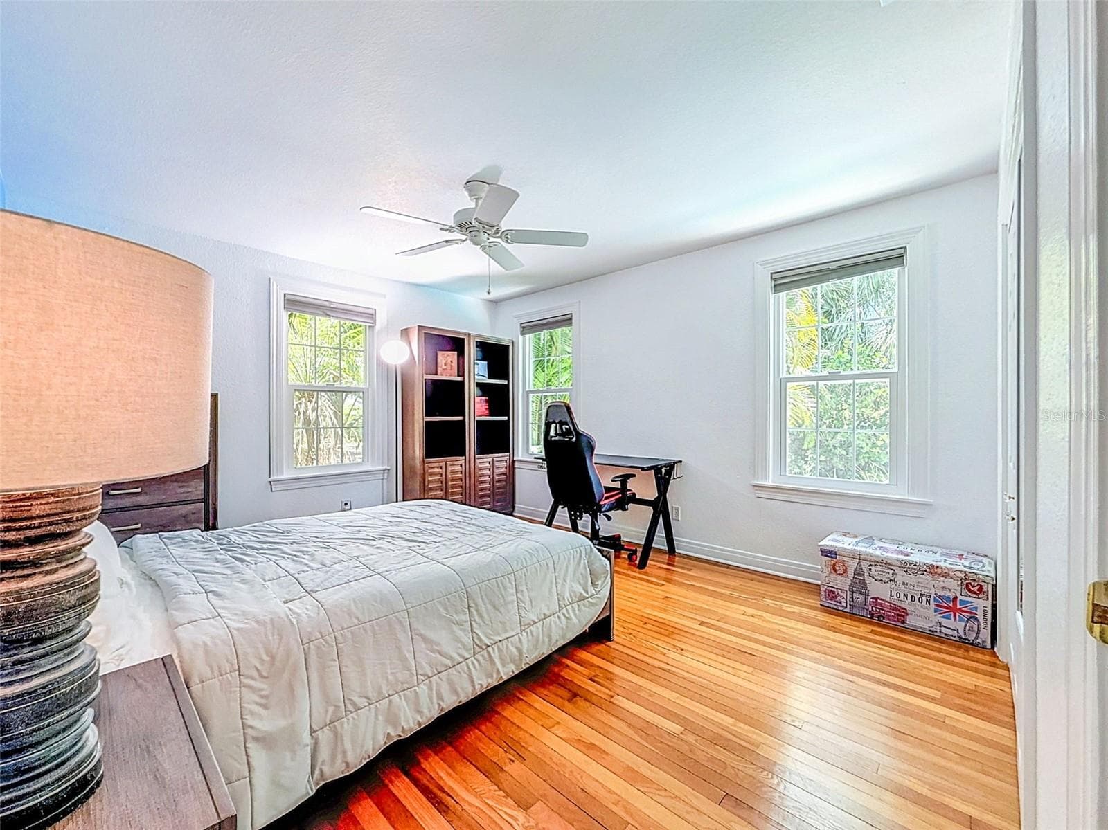 Single Family Residence at 182 29TH AVE N, ST PETERSBURG, photo 32 of 97