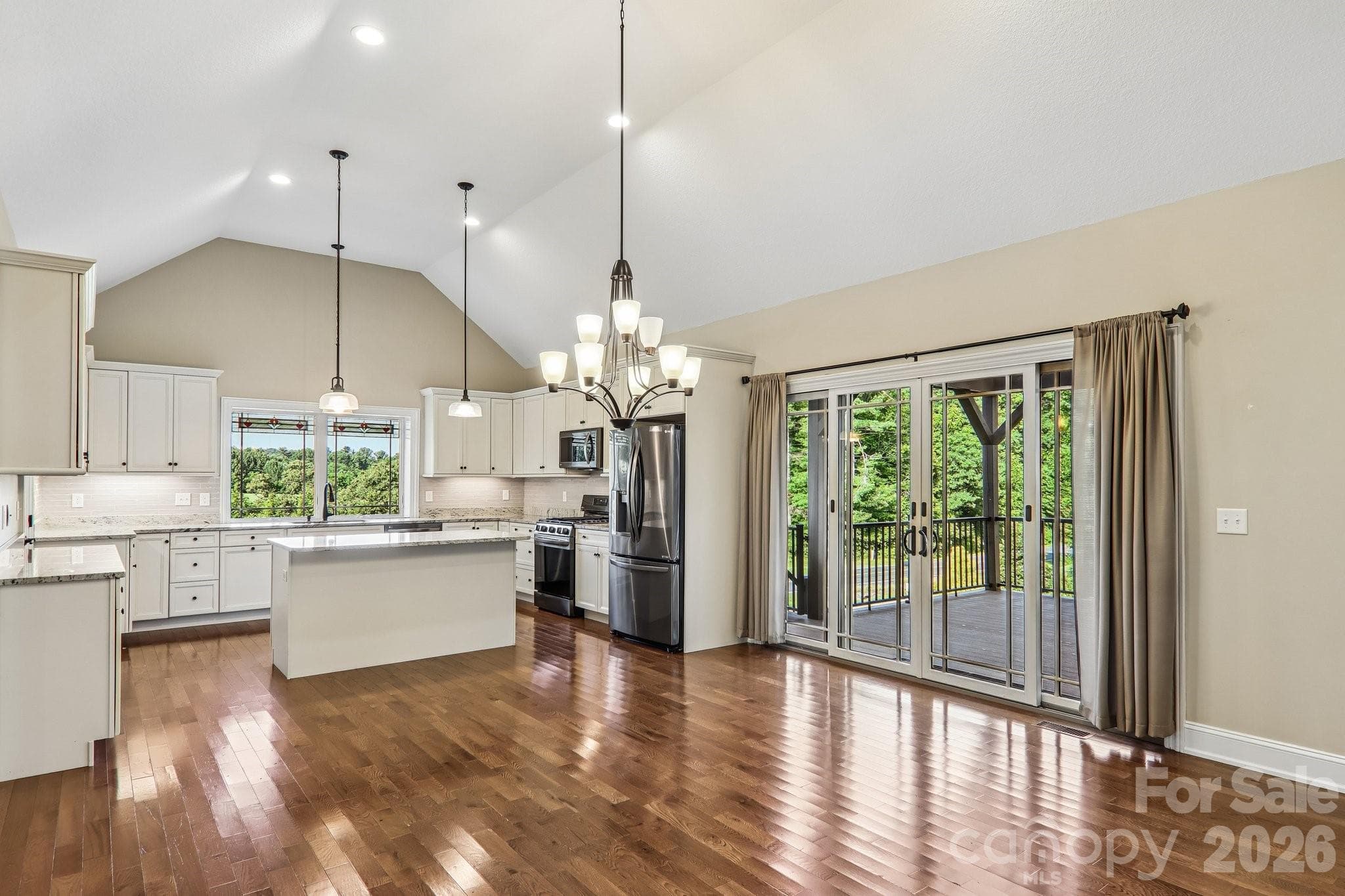 Single Family Residence at 17 Hamilton Woods Lane, Etowah, photo 12 of 47