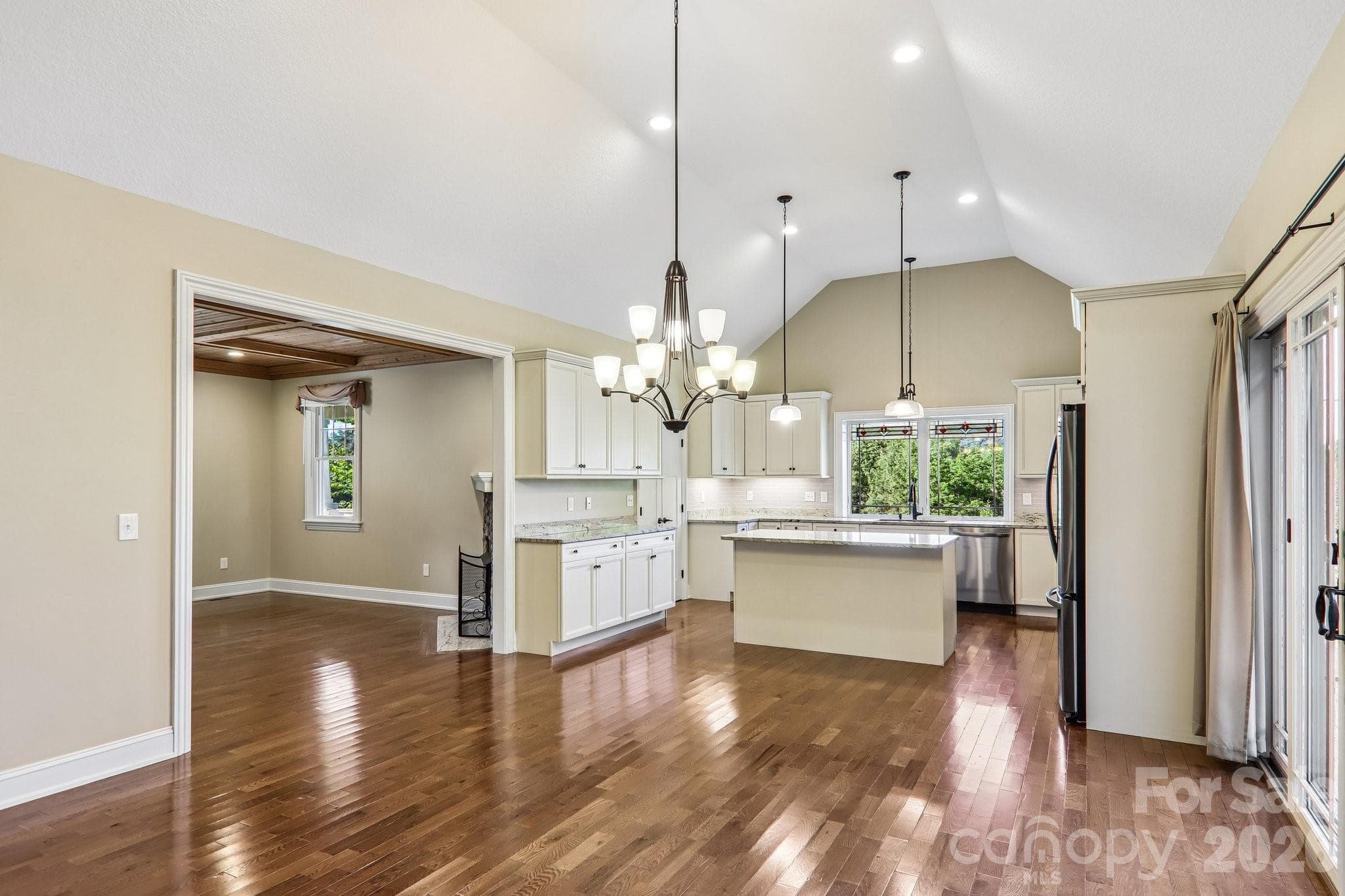 Single Family Residence at 17 Hamilton Woods Lane, Etowah, photo 13 of 47