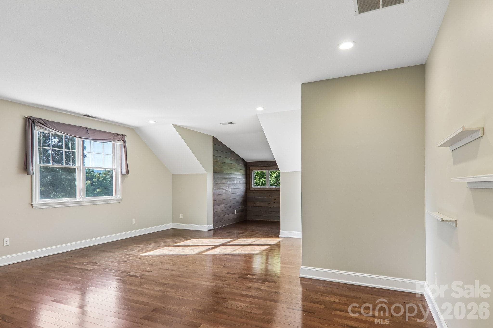 Single Family Residence at 17 Hamilton Woods Lane, Etowah, photo 32 of 47