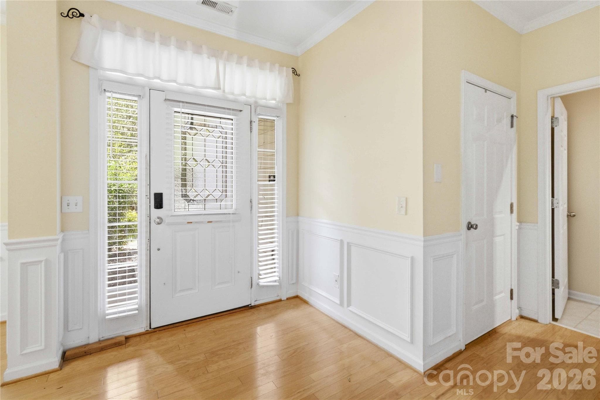 Townhouse at Rock Hill, photo 4 of 39