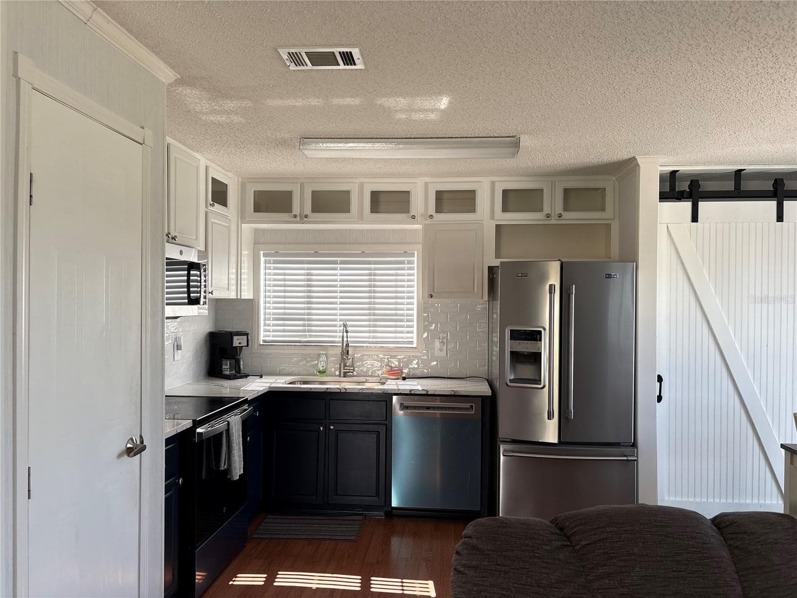 Manufactured Home at 29192 CRAWFORD AVE, PUNTA GORDA, photo 10 of 57