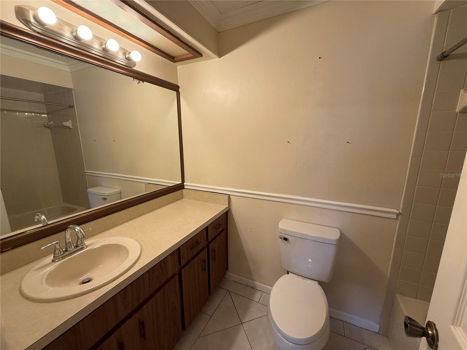 Guest bathroom - 5130 70TH PL N, PINELLAS PARK