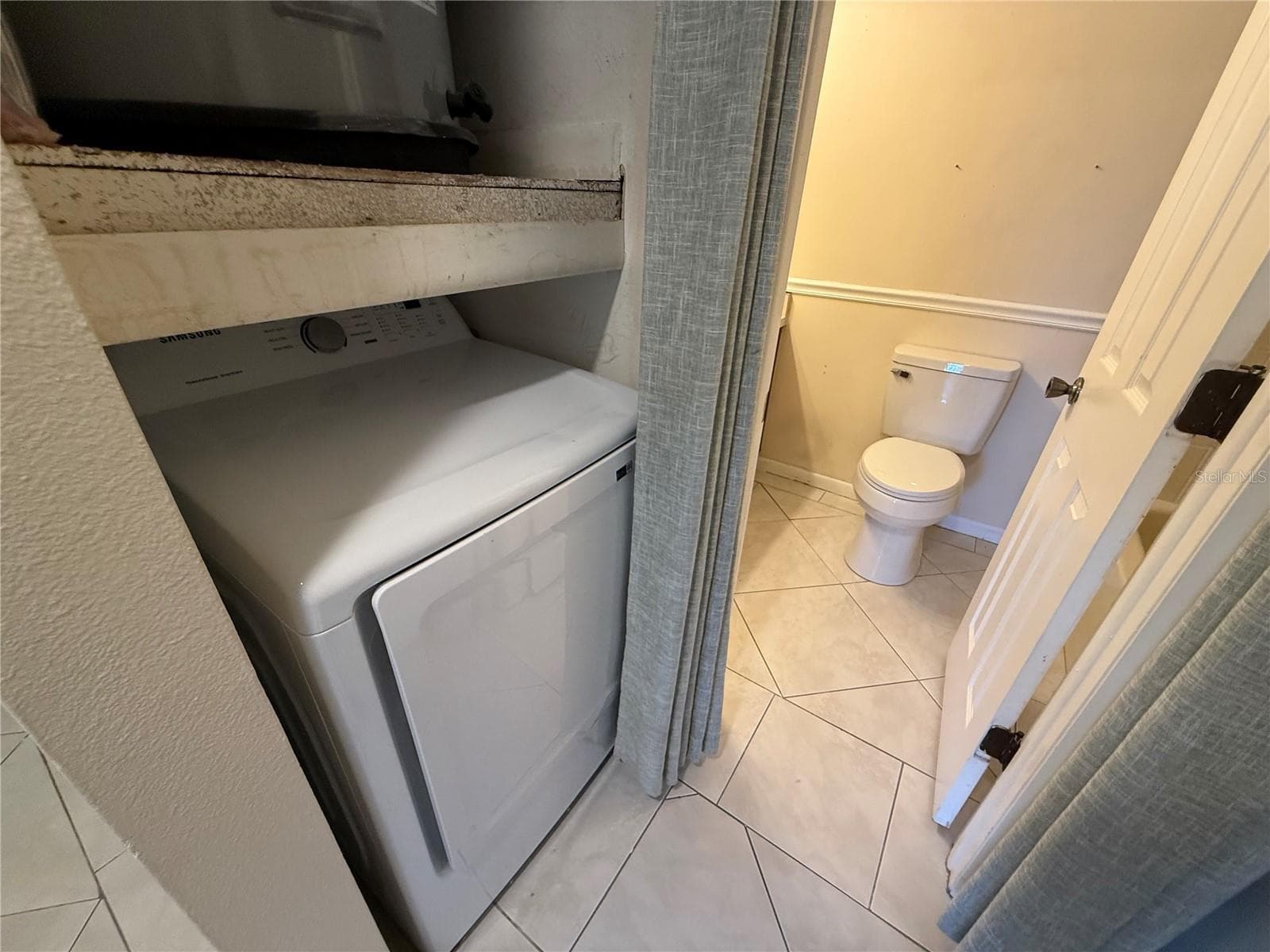 Washer and dryer in unit - 5130 70TH PL N, PINELLAS PARK
