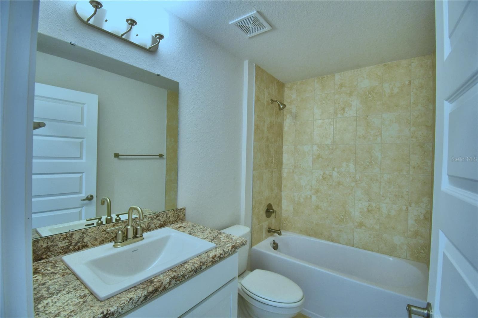 Single Family Residence at 4612 CALAMINT LN, AUBURNDALE, photo 23 of 43