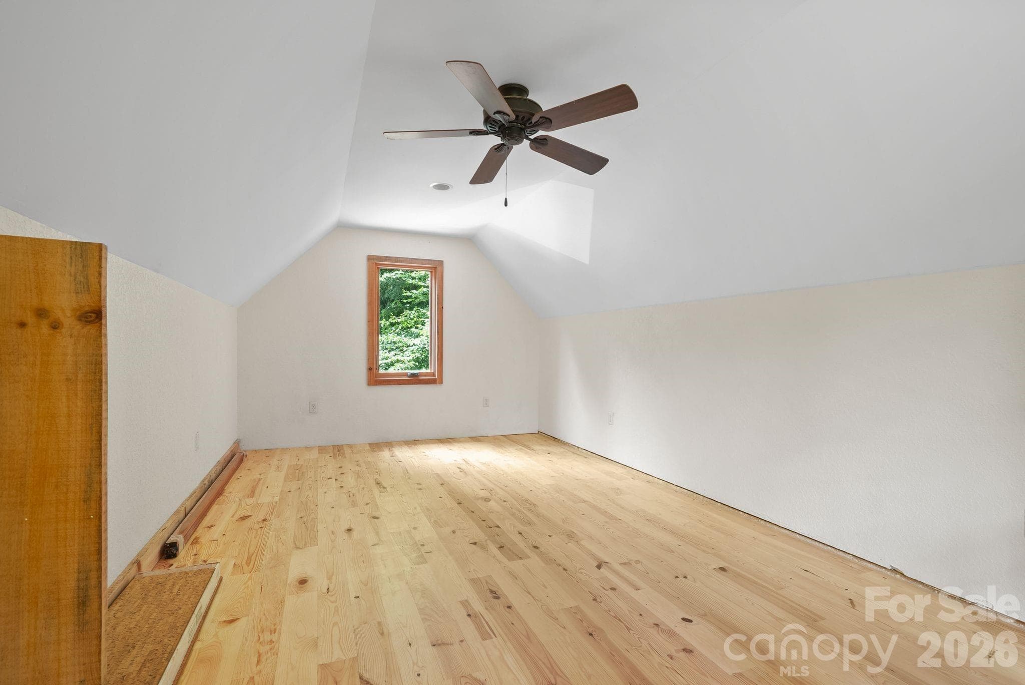 bonus room over garage - 24 Merriwood Trail, Arden