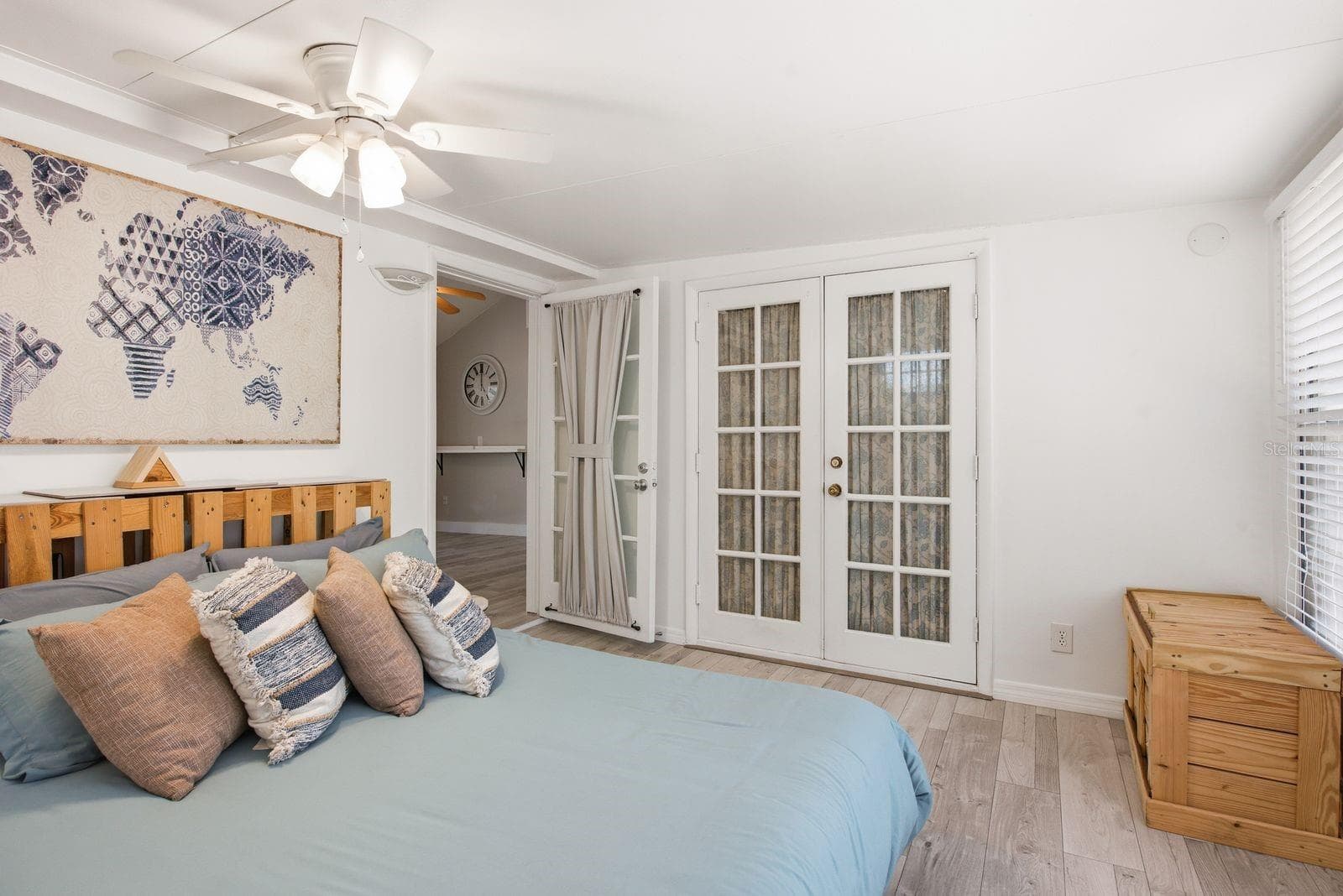 Single Family Residence at 7201 5TH AVE N, ST PETERSBURG, photo 23 of 39
