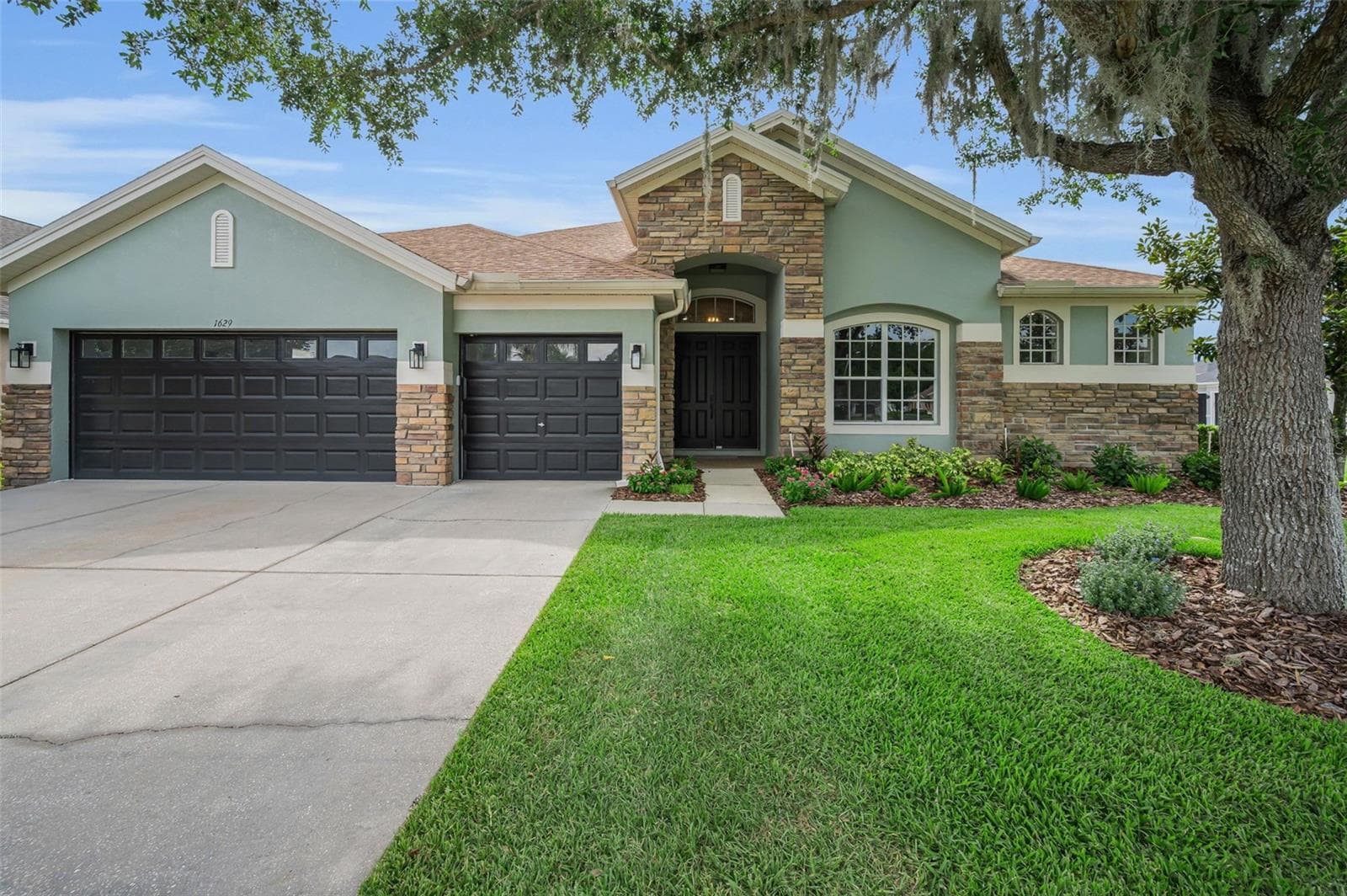 Single Family Residence at 1629 SALMONBERRY ST, WESLEY CHAPEL, photo 8 of 71