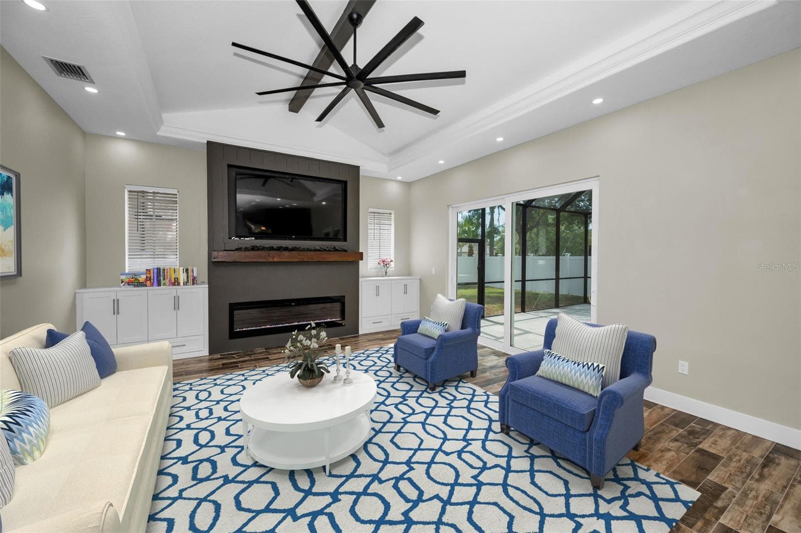 Massive family room - 1629 SALMONBERRY ST, WESLEY CHAPEL