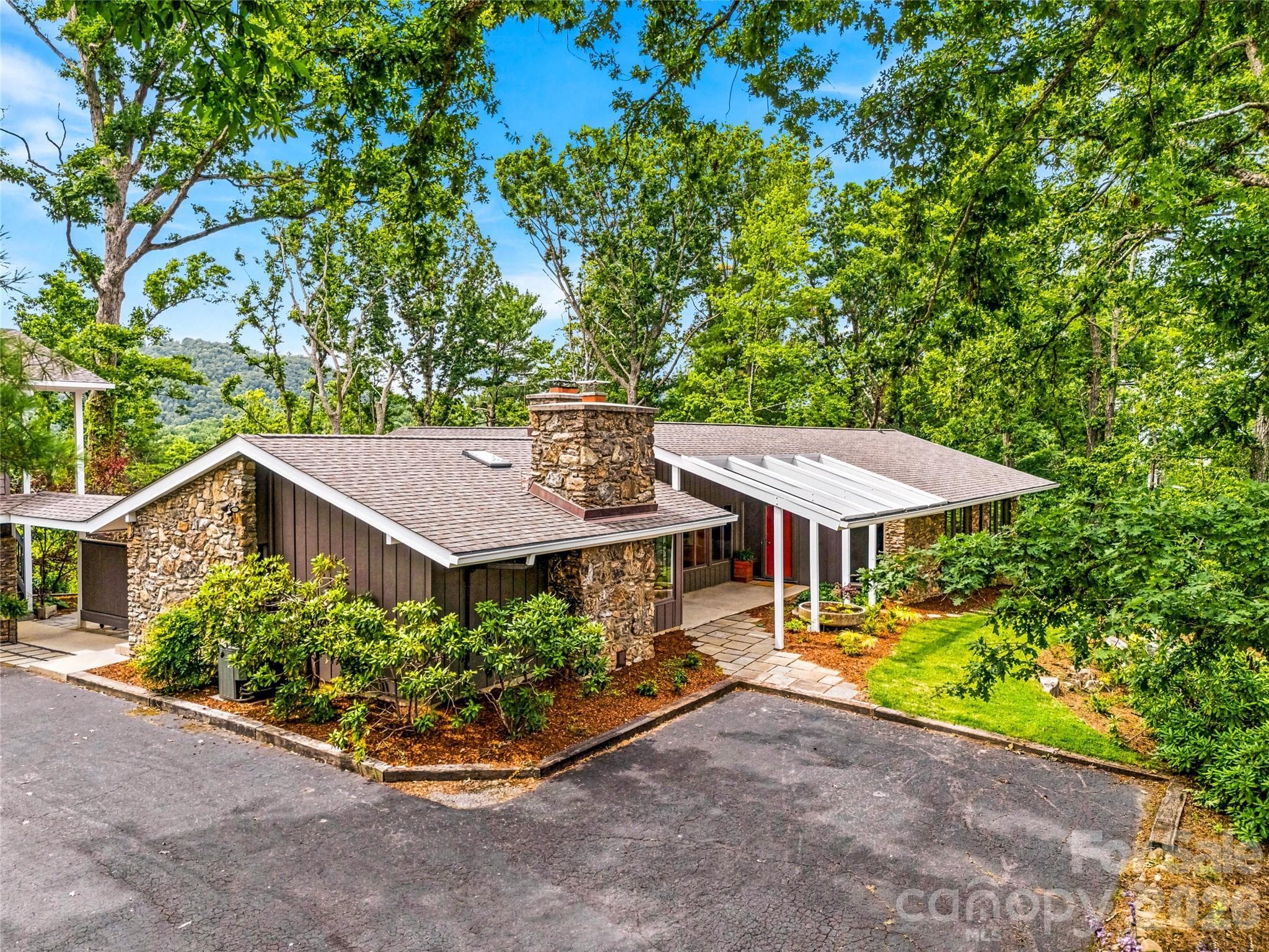 Single Family Residence at Asheville, photo 2 of 48