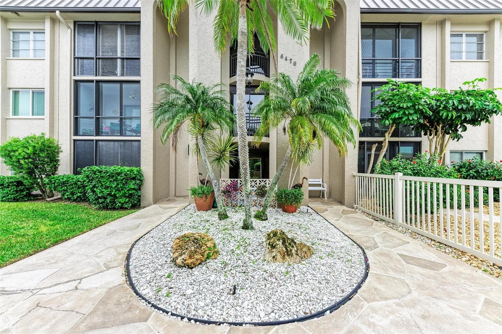 Condominium at 6470 HOLLYWOOD BLVD #307, SARASOTA, photo 7 of 44