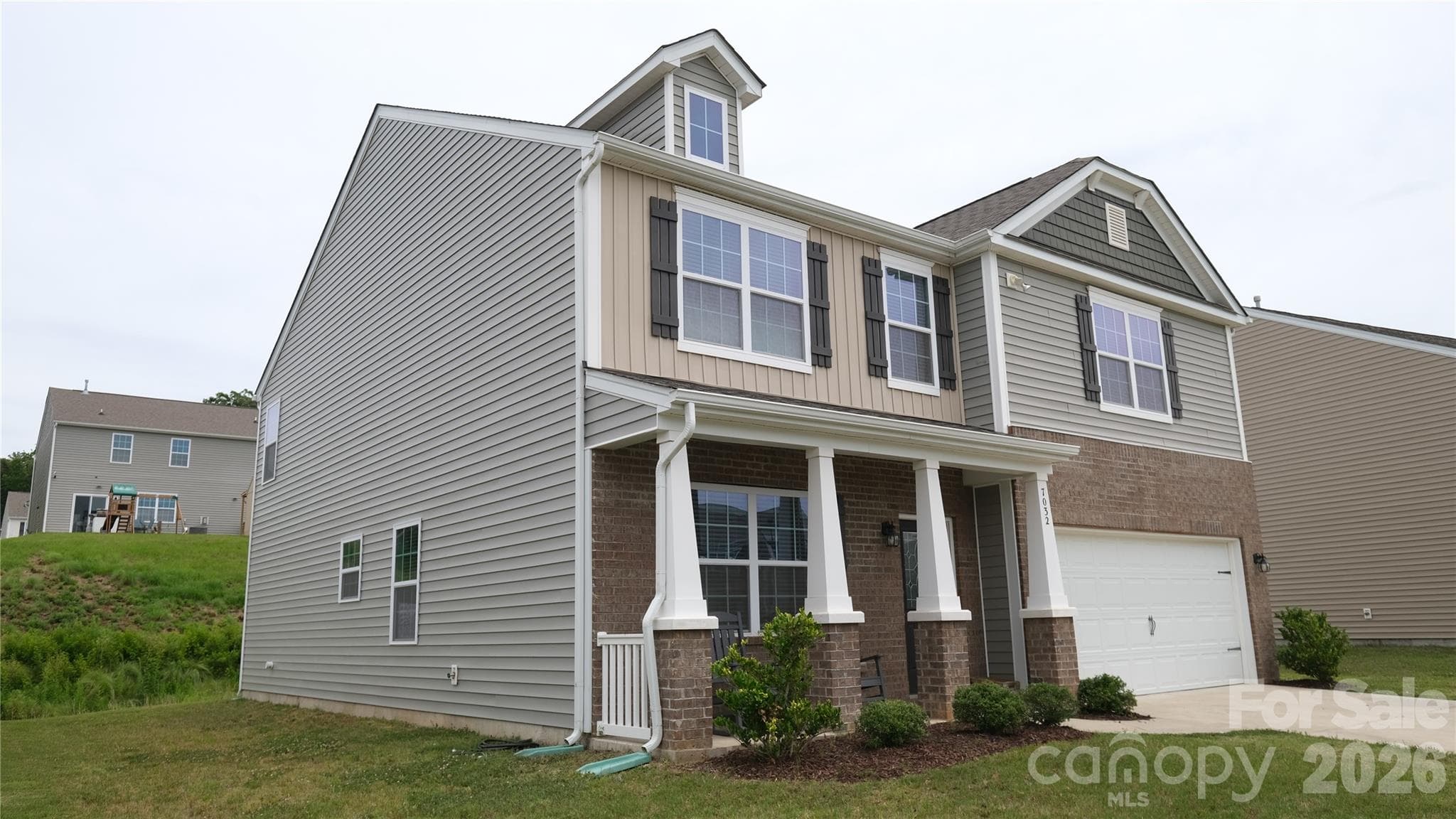 Single Family Residence at 7032 Branch Fork Road, Charlotte, photo 3 of 40