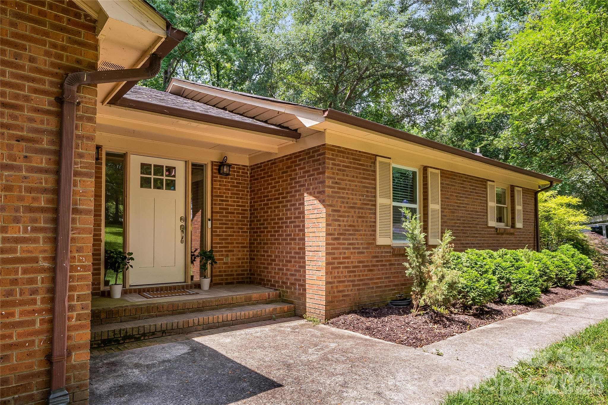 Single Family Residence at Fort Mill, photo 2 of 30